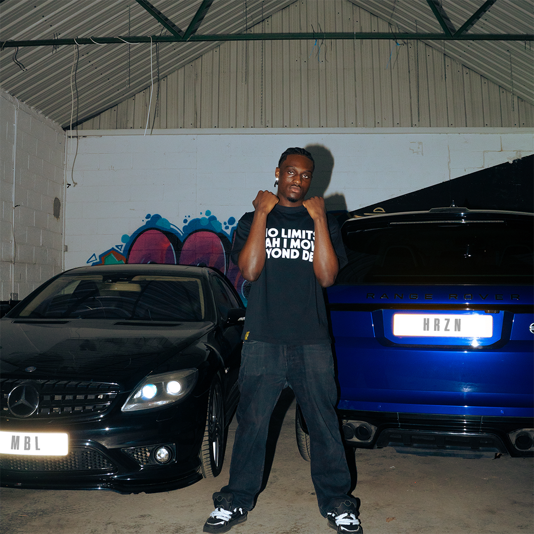 MOTTO TEE OVERSIZED[ BLACK ]